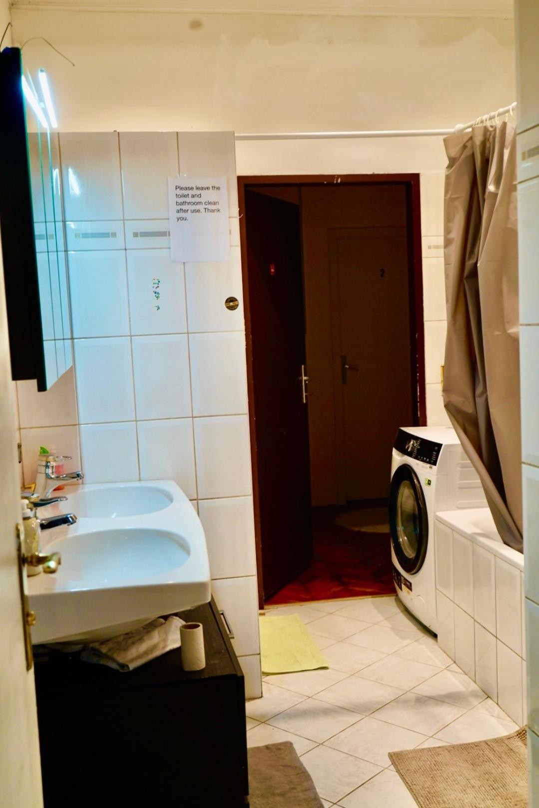 U6 Schoepfwerk 7 * Vídeň